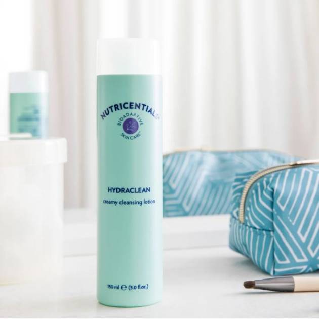 Loțiune pentru curățarea feței - HydraClean Creamy Cleansing Lotion Nutricentials